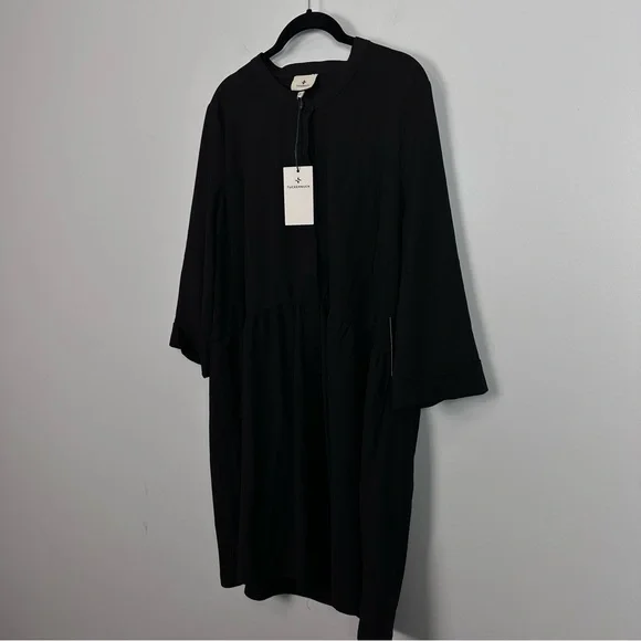 TUCKERNUCK Black Stretch Crepe Royal Shirt Dress - Picture 8 of 12